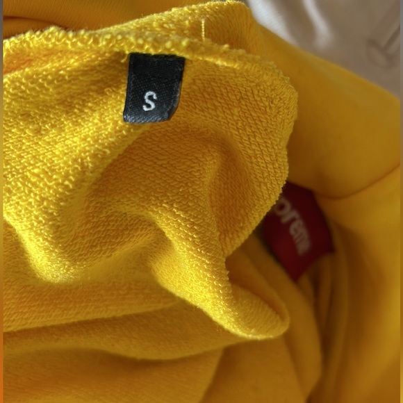💛Pre-loved Supreme Box Logo Hooded Sweatshirt 💛 - Picture 5 of 9